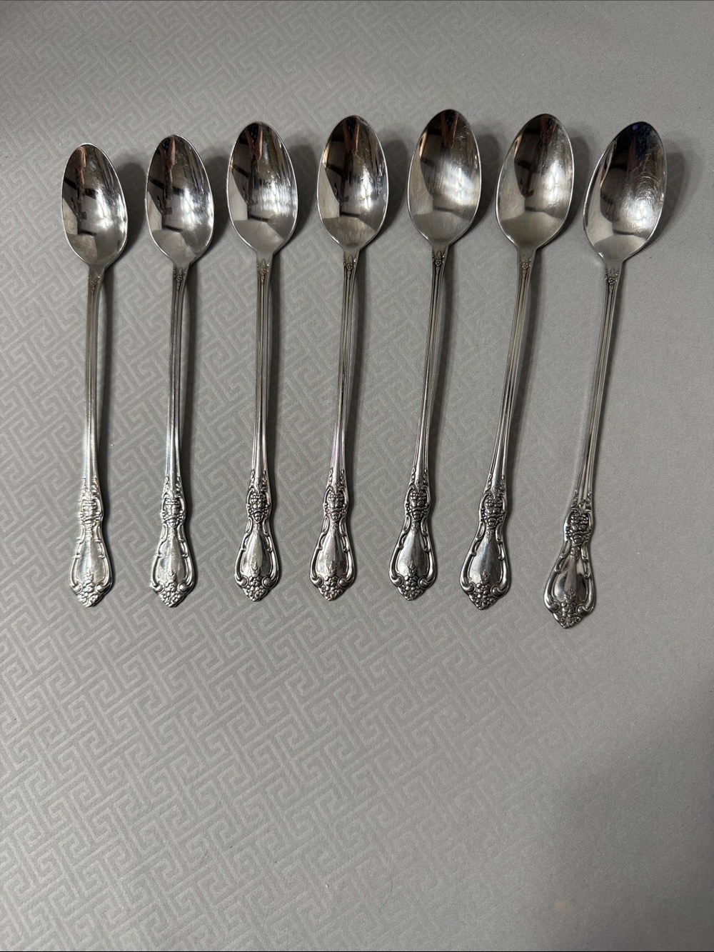 Vtg Oneida Distinction Deluxe Kennett Square   Stainless Ice Tea Spoons Set of 7